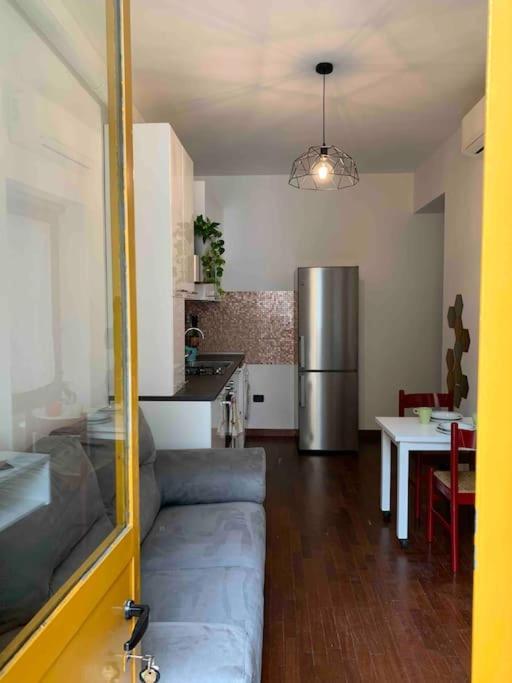 Comfortable Typical Old Style Apartment Milán Exterior foto